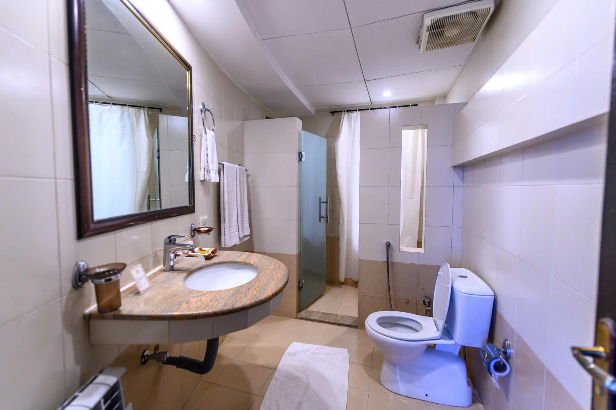 Hotel One Bhurban Murree Exteriör bild